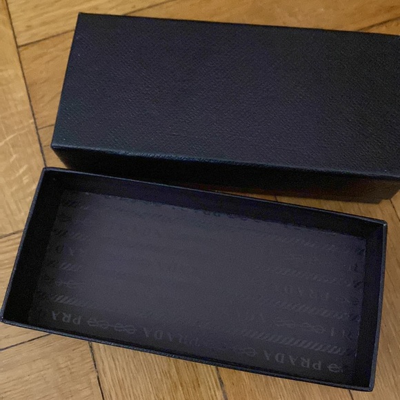 Prada box with certificate authenticity fr yr Prada glasses - Picture 4 of 6